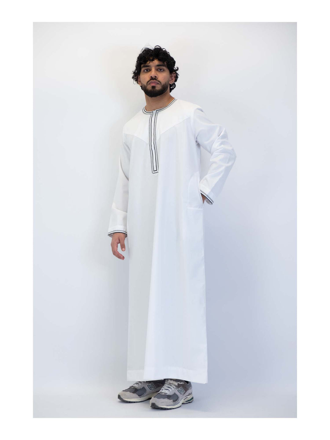 Islamic Impressions Keffiyeh Style Omani Thobe