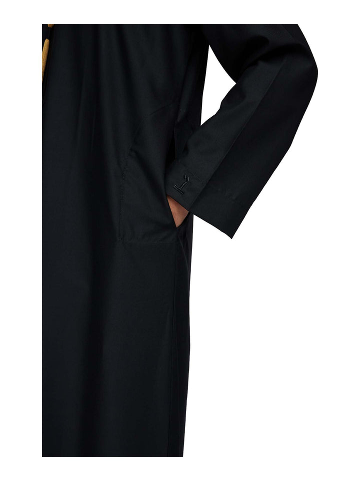 الثوب العماني الإسلامي مع شرابة للرجال من مجموعة حمدان