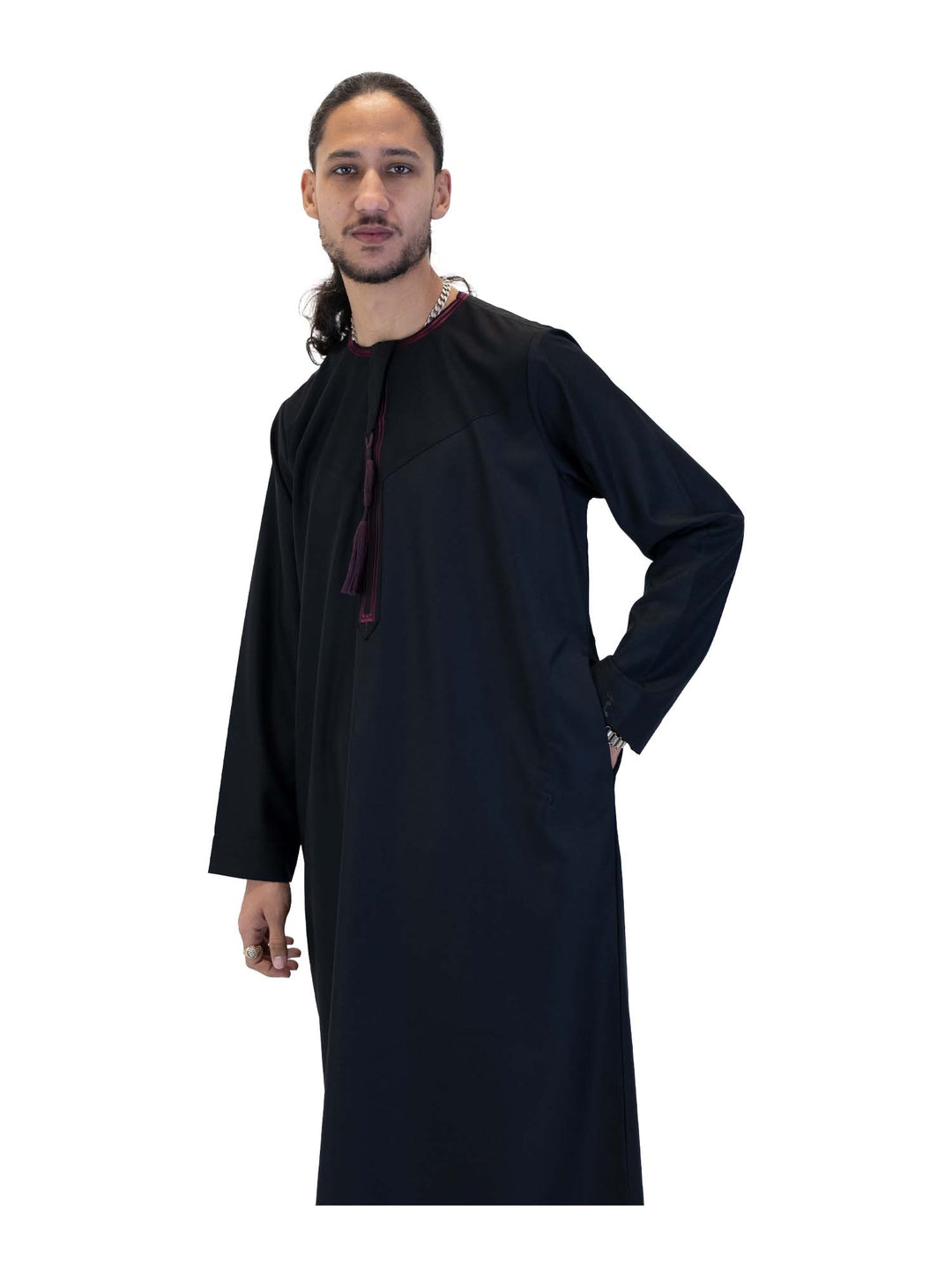 الثوب العماني الإسلامي مع شرابة للرجال من مجموعة حمدان