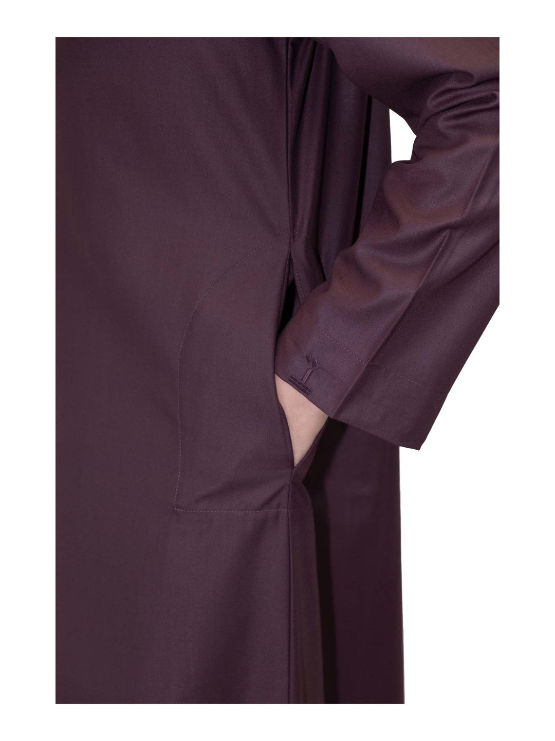 الثوب العماني الإسلامي مع شرابة للرجال من مجموعة حمدان