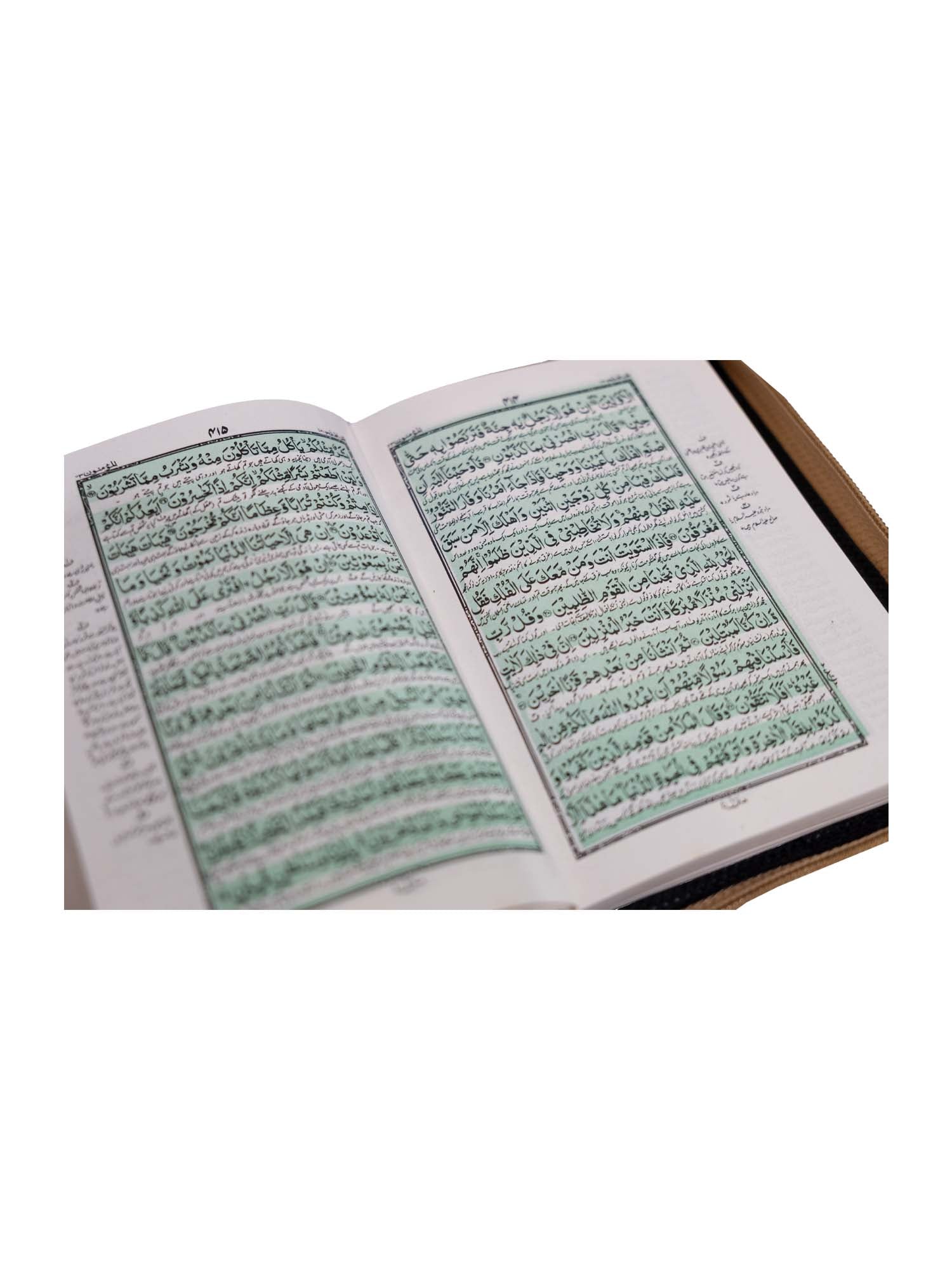 Gold Zip Quran 48 - Indo Pak With Urdu Translation (Medium) - Islamic Impressions