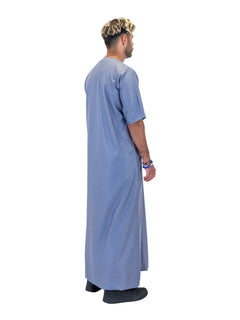 Men's short sleeve Omani thobe in Light Blue - rear detail