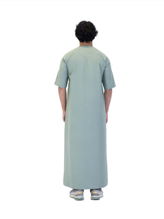 Men's short sleeve Omani thobe in Green - back view