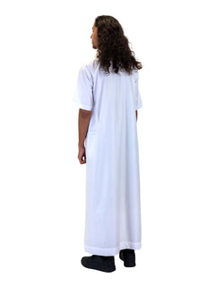 Men's short sleeve Omani thobe in White - rear three-quarter view