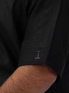 Men's short sleeve Omani thobe in Black - branded cuff detail